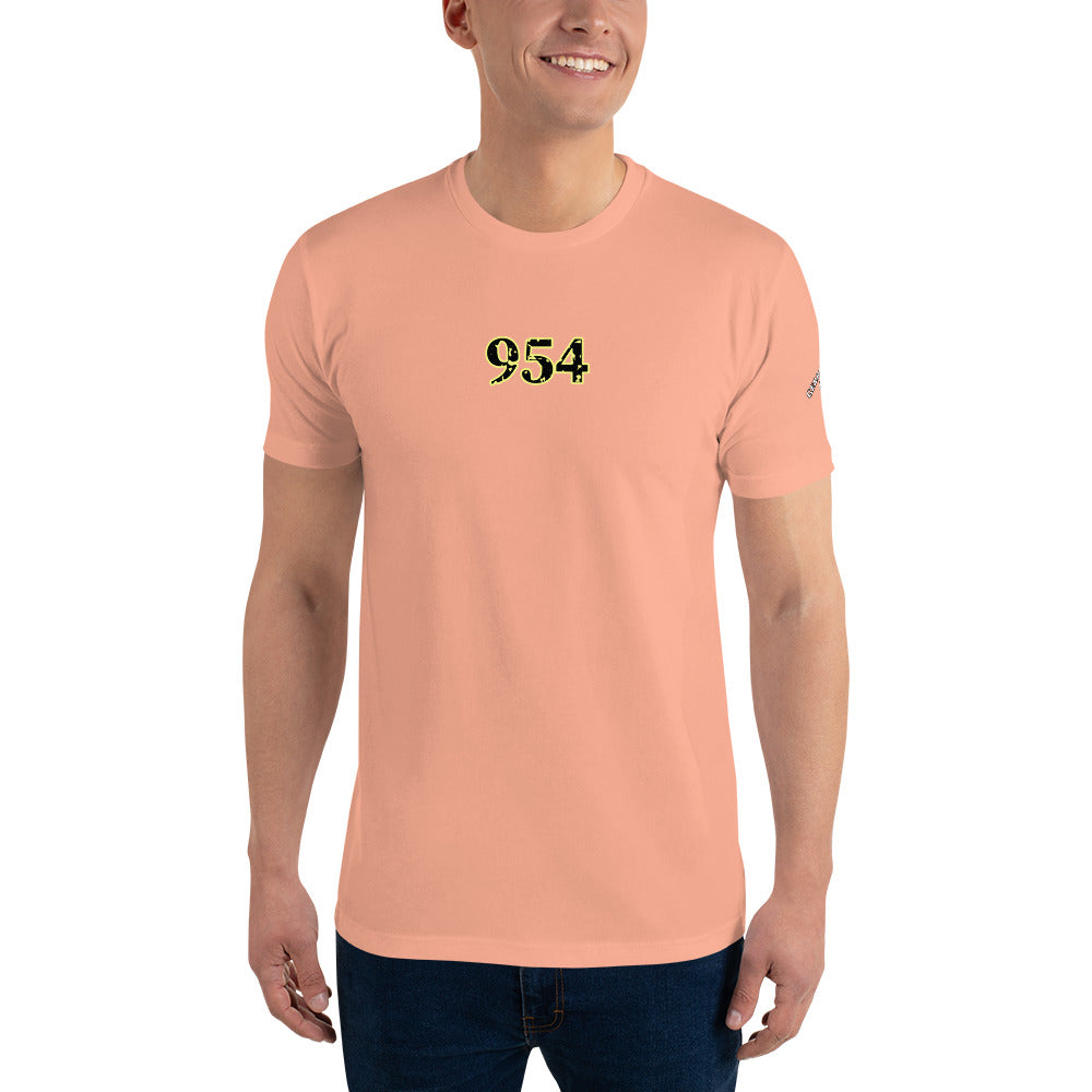 German Shepard II 954 Signature Short Sleeve T-shirt