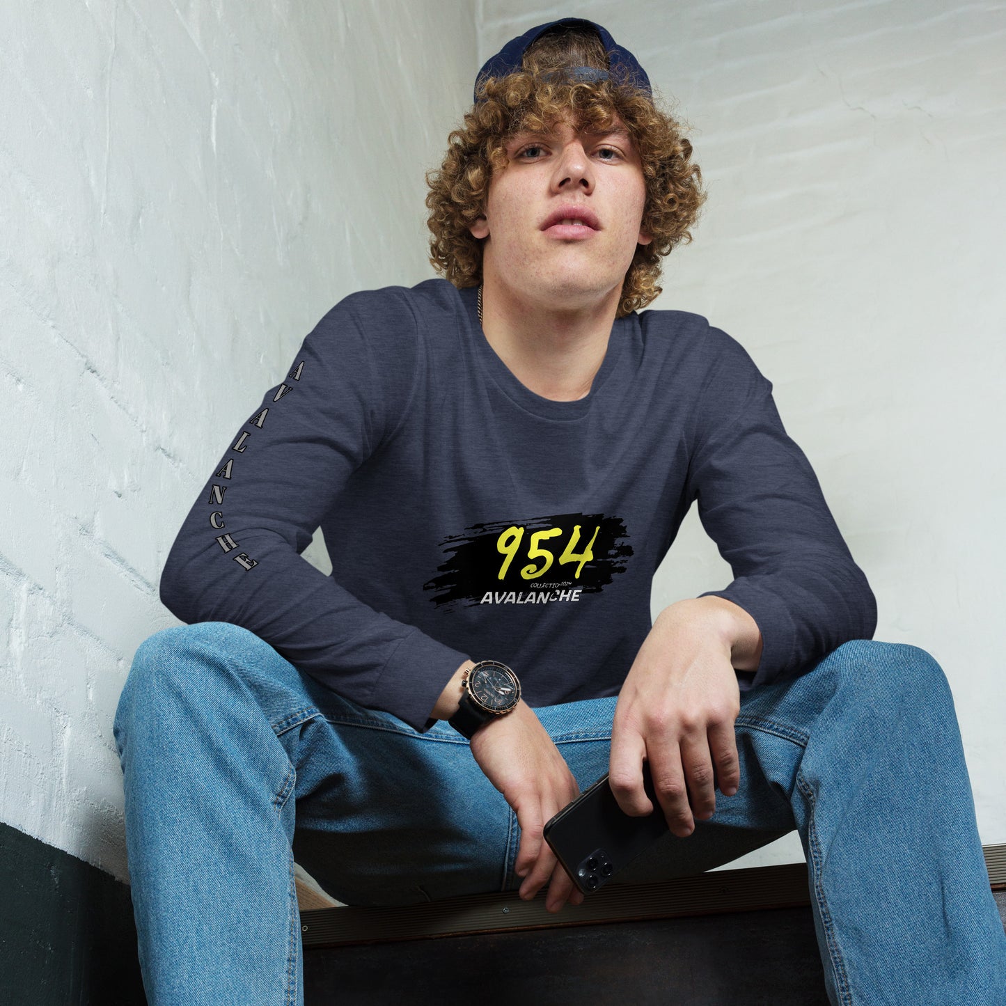AVALANCHE 954 Signature Unisex Long Sleeve Tee