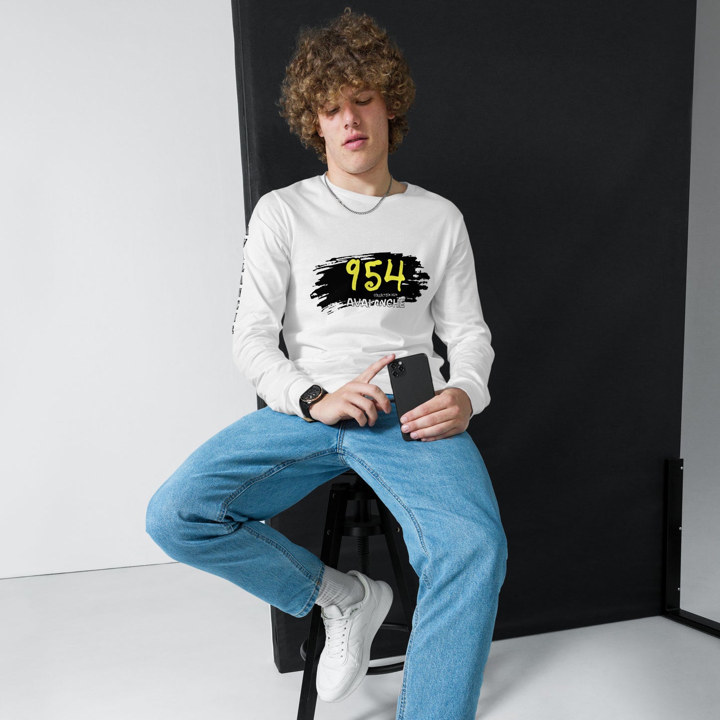 AVALANCHE 954 Signature Unisex Long Sleeve Tee