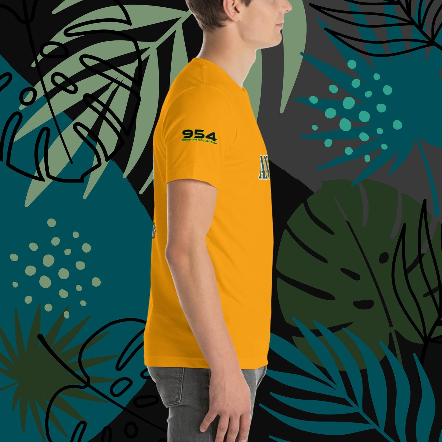 The World of Anime 954 Collection Unisex t-shirt