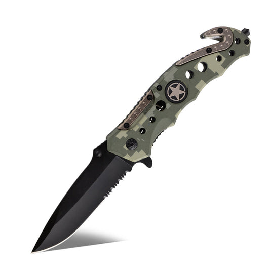 Star Pocket Knife with Serrated Blade & Camouflage Handle
