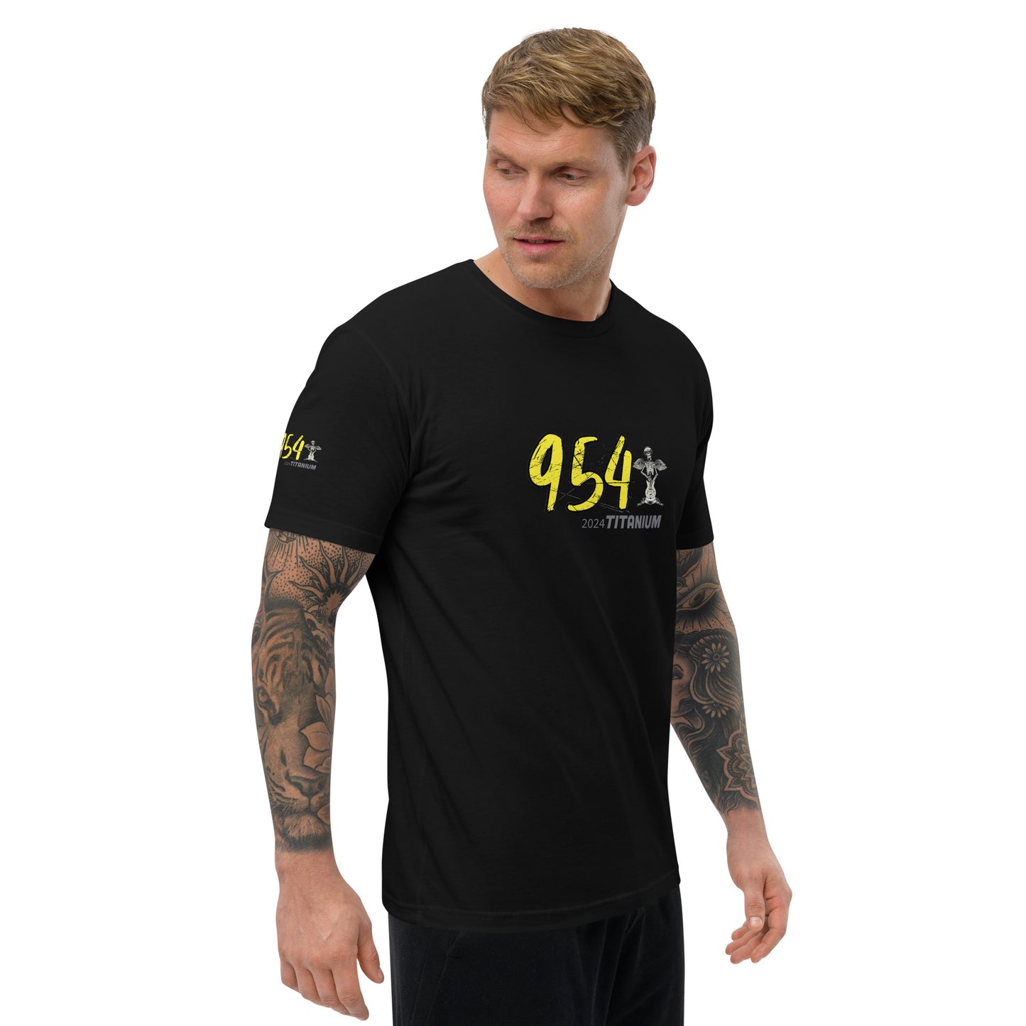 TITANIUM 954 Signature Short Sleeve T-shirt