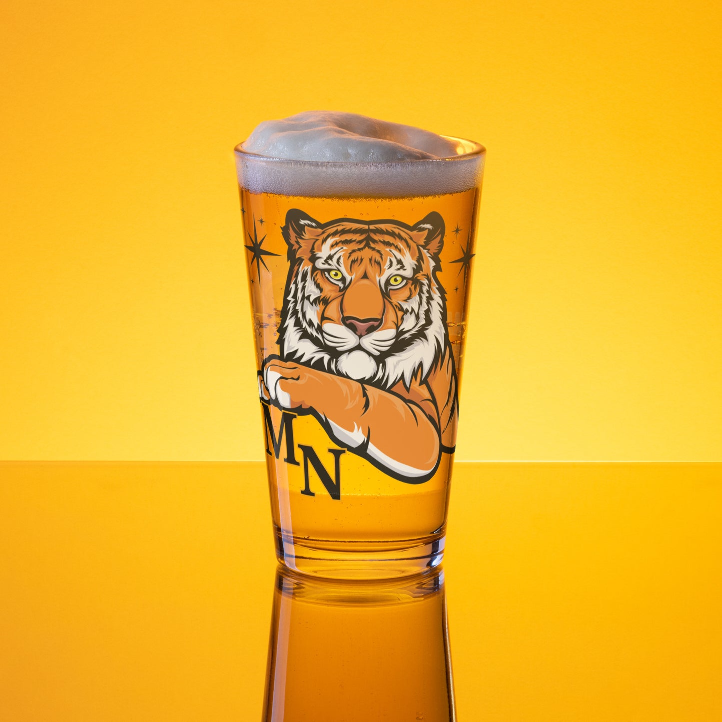 Tiger with MN 954 Signature Shaker pint glass