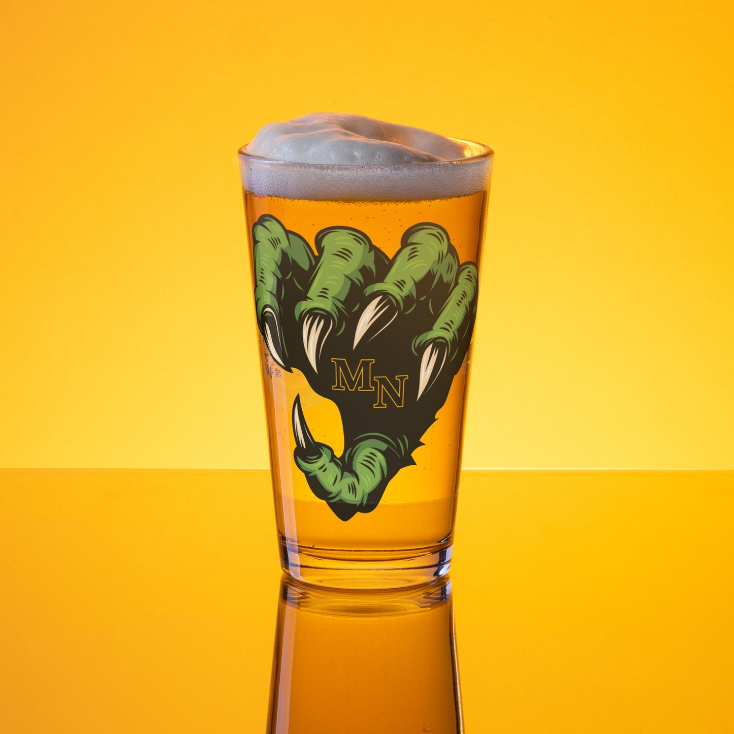 Tiger Claw 954 Signature Shaker pint glass