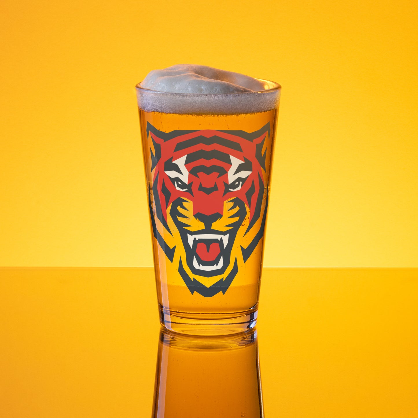 Tiger #3 954 Signature Shaker pint glass