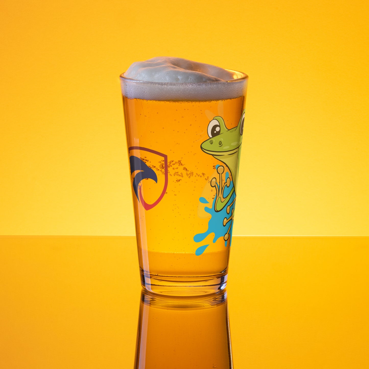 Frog 954 Signature Shaker pint glass